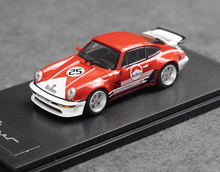 Load image into Gallery viewer, RM 1:64 Red Singer 930 Turbo Study #25 Sports Model Diecast Metal Car New Collection