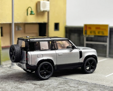 Load image into Gallery viewer, TW 1:64 Silver Defender 90 SUV Off Road Sports Model Diecast Metal Car