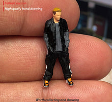 Load image into Gallery viewer, 1:64 Painted Figure Mini Model Miniature Resin Diorama Street Tattoo Man Boy Guy