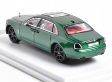 Load image into Gallery viewer, DCM 1:64 Green Ghost Luxury Sedan Model Diecast Metal Car New Collection