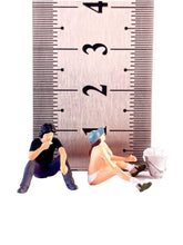 Load image into Gallery viewer, 1:64 Painted Figure Model Miniature Resin Diorama Sand Smoking Man Sitting Girl