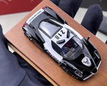 Load image into Gallery viewer, FY 1:64 Police Enzo Racing Sports Model Diecast Metal Car New Collection