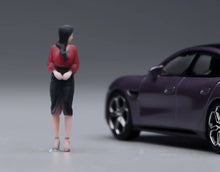 Load image into Gallery viewer, 1:64 Painted Figure Model Miniature Resin Diorama Toy Sand Elegant Beauty Lady