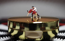 Load image into Gallery viewer, 1:64 Painted Figure Model Miniature Resin Diorama Tango Dancers Lovers Couple BN