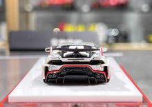 Load image into Gallery viewer, 1:64 White LP610 Huracan GT Sports Model Diecast Resin Car New Collection