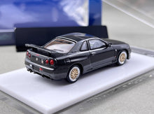 Load image into Gallery viewer, SH 1:64 Black Carbon Skyline GTR R34 Sports Model Diecast Metal Car New Collection