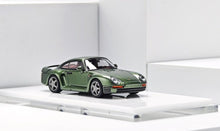 Load image into Gallery viewer, Zincit 1:64 Green 959 Classic Sports Model Diecast Metal Car Box New Collection