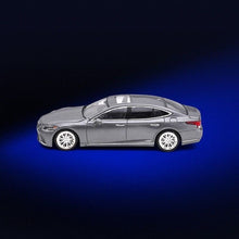 Load image into Gallery viewer, Enchery 1:64 2018 Gray LS500h Luxury Sedan Sports Model Diecast Metal Car New Collection