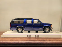 Load image into Gallery viewer, Bliss 1:64 HEC Blue Suburban GMT400 SUV Sports Model Diecast Metal Car New Collection