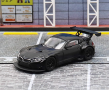 Load image into Gallery viewer, Maxwell 1:64 Black Z4 GT3 Racing Sports Model Diecast Metal Car New Collection