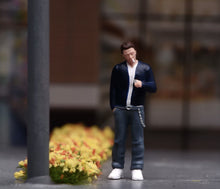 Load image into Gallery viewer, 1:64 Painted Figure Model Miniature Resin Sand Diorama Cool Man In Black Stand