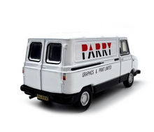 Load image into Gallery viewer, 1:76 White Mini Delivery Van Classic Model Diecast Metal Car New Collection