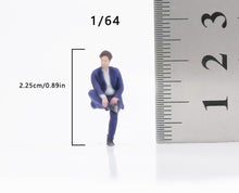 Load image into Gallery viewer, 1:64 Painted Figure Model Miniature Resin Diorama Suit Man Businessman Sitting