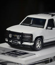 Load image into Gallery viewer, Bliss 1:64 HEC White Suburban GMT400 SUV Sports Model Diecast Metal Car New Collection