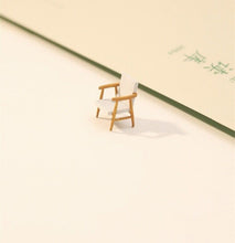 Load image into Gallery viewer, 1:64 Painted Figure Model Miniature Resin Diorama Sand Toy Reading Chairs People