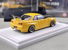 Load image into Gallery viewer, FH 1:64 Yellow Carbon Skyline GTR R34 Z-Tune Sport Model Diecast Metal Car New Collection
