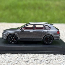 Load image into Gallery viewer, LF 1:64 Bentayga SUV Sports Model Toy Diecast Metal Car Box BN