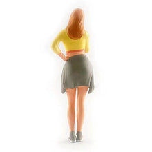 Load image into Gallery viewer, 1:64 Painted Figure Mini Model Miniature Resin Diorama Sand Sporty Girl Gym Lady