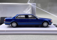 Load image into Gallery viewer, DCM 1:64 Blue 1996-98 E38 L7 728il Luxury Sedan Model Diecast Metal Car New Collection