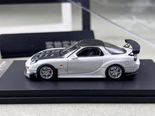 Load image into Gallery viewer, MC 1:64 White Carbon JDM RX-7 FD3S Racing Sports Model Diecast Metal Car New Collection