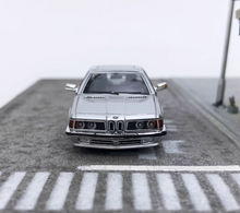 Load image into Gallery viewer, SW 1:64 Silver E24 635 CSI coupe Classic Sports Model Diecast Metal Car New