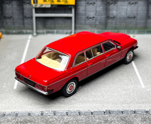 Load image into Gallery viewer, GOC 1:64 Red 230e v123 Luxury Classic Model Diecast Metal Car BN