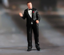 Load image into Gallery viewer, 1:64 Painted Figure Model Miniature Resin Diorama Sand Suit Gentleman Bow Tie New