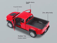 Load image into Gallery viewer, Maisto 1:27 Red 2017 Colorado ZR2 Pickup Off Road Model Toy Diecast Metal Car