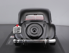 Load image into Gallery viewer, Bburago 1:24 1938 15 CV TA Classic Vintage Model Toy Diecast Metal Car BN