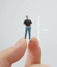 Load image into Gallery viewer, 1:64 Painted Figure Mini Model Miniature Resin Diorama Sand Cool Man Sunglasses New