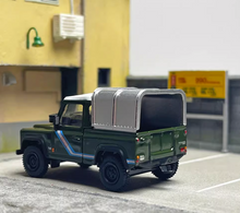 Load image into Gallery viewer, MINIGT 1:64 Green Defender 90 SUV Pickup Sports Model Diecast Metal Car #402