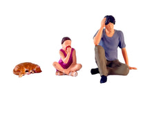 Load image into Gallery viewer, 1:64 Painted Figure Model Miniature Resin Diorama Little Girl Young Man Cat Toy