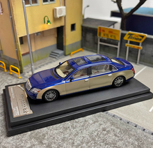 Load image into Gallery viewer, SH 1:64 Maybach 62S Super Luxury Sedan Model Diecast Metal Car