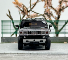 Load image into Gallery viewer, 1:64 LuLu Black H2 ORV SUV Sports Model Diecast Metal Car New Collection