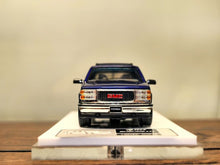 Load image into Gallery viewer, Bliss 1:64 HEC Blue Suburban GMT400 SUV Sports Model Diecast Metal Car New Collection