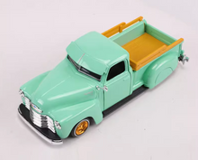 Load image into Gallery viewer, Maisto 1:24 Green 1950 3100 Pickup Truck Sports Model Diecast Metal Car New