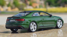 Load image into Gallery viewer, Bburago 1:24 Green RS5 Coupe Racing Sports Model Toy Diecast Metal Car Box BN