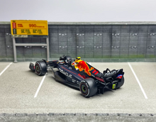 Load image into Gallery viewer, MINIGT 1:64 F1 RB18 #11 AlphaTauri Racing Sports Model Diecast Metal Car #538