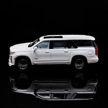 Load image into Gallery viewer, Masdi 1:64 White Escalade Full Size SUV Sports Model Diecast Metal Car New Collection
