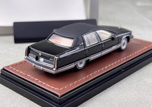 Load image into Gallery viewer, GOC 1:64 Black Fleetwood American Classic Model Diecast Metal Car New Collecction