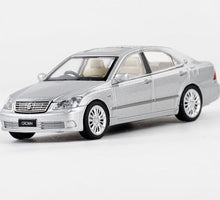 Load image into Gallery viewer, JKM 1:64 JDM 2007 Crown 12 VII Sedan Sports Model Metal Diecast Car New