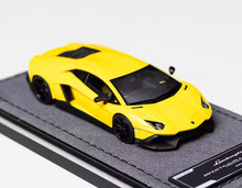 Load image into Gallery viewer, Halo 1:64 Yellow Aventador LP720-4 Sports Model Diecast Resin Car New Collection