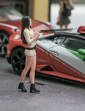 Load image into Gallery viewer, 1:64 Painted Figure Mini Model Miniature Resin Diorama Sand Hot Girl Long Hair New