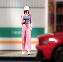 Load image into Gallery viewer, 1:64 Painted Figure Model Miniature Resin Diorama Sand Walking Girl With Cap Toy New Collection