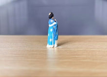 Load image into Gallery viewer, 1:64 Painted Figure Model Miniature Resin Diorama Sand Tang Costume Maid Lady