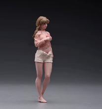 Load image into Gallery viewer, 1:24 Painted Figure Model Miniature Resin Diorama Cute Pretty Girl Lady Woman