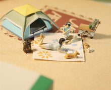 Load image into Gallery viewer, 1:64 Painted Figure Model Miniature Resin Diorama Sand Outdoor Camping picnic