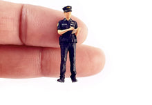 Load image into Gallery viewer, 1:64 Painted Figure Mini Model Miniature Resin Diorama Sand Police Questioning New
