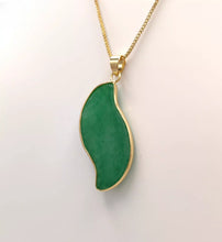 Load image into Gallery viewer, Nature Jade Leaf Green Pendant Necklace Gift Jewelry charm Blessing Luck Fortune
