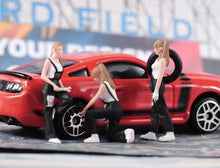 Load image into Gallery viewer, 1:64 Painted Figure Model Miniature Resin Diorama Sand Repair Car Worker Lady